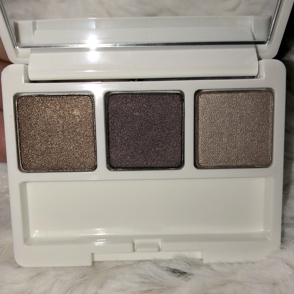 Clinique trio eyeshadow